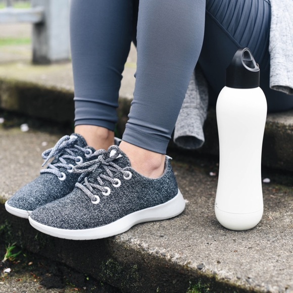 allbirds Shoes - ALLBIRDS Gray Wool Runners Lace Up Casual